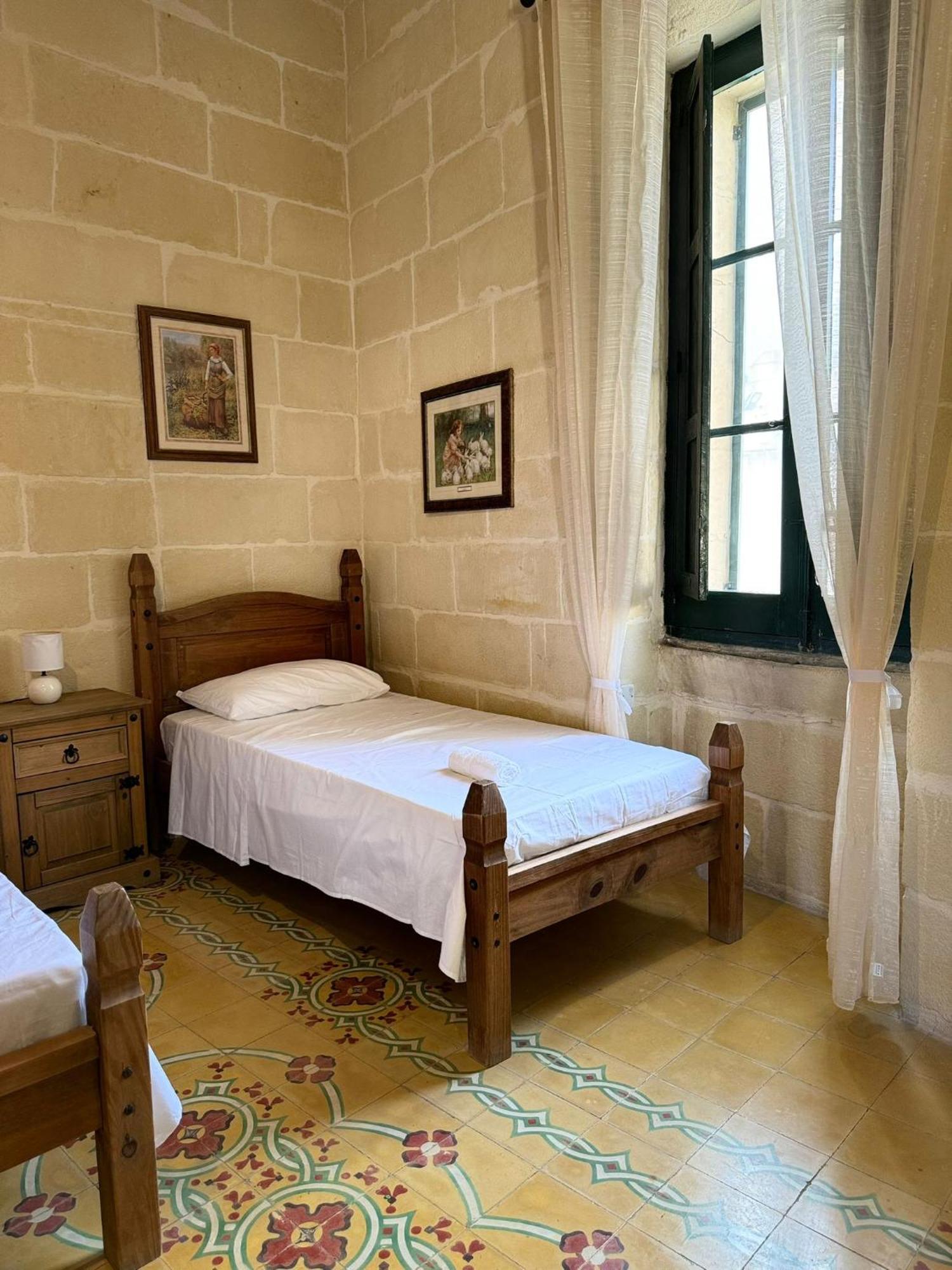 Tal-Kaptan Konuk evi Victoria Dış mekan fotoğraf