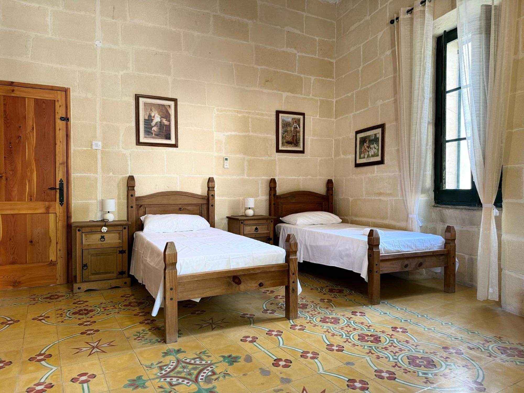 Tal-Kaptan Konuk evi Victoria Dış mekan fotoğraf
