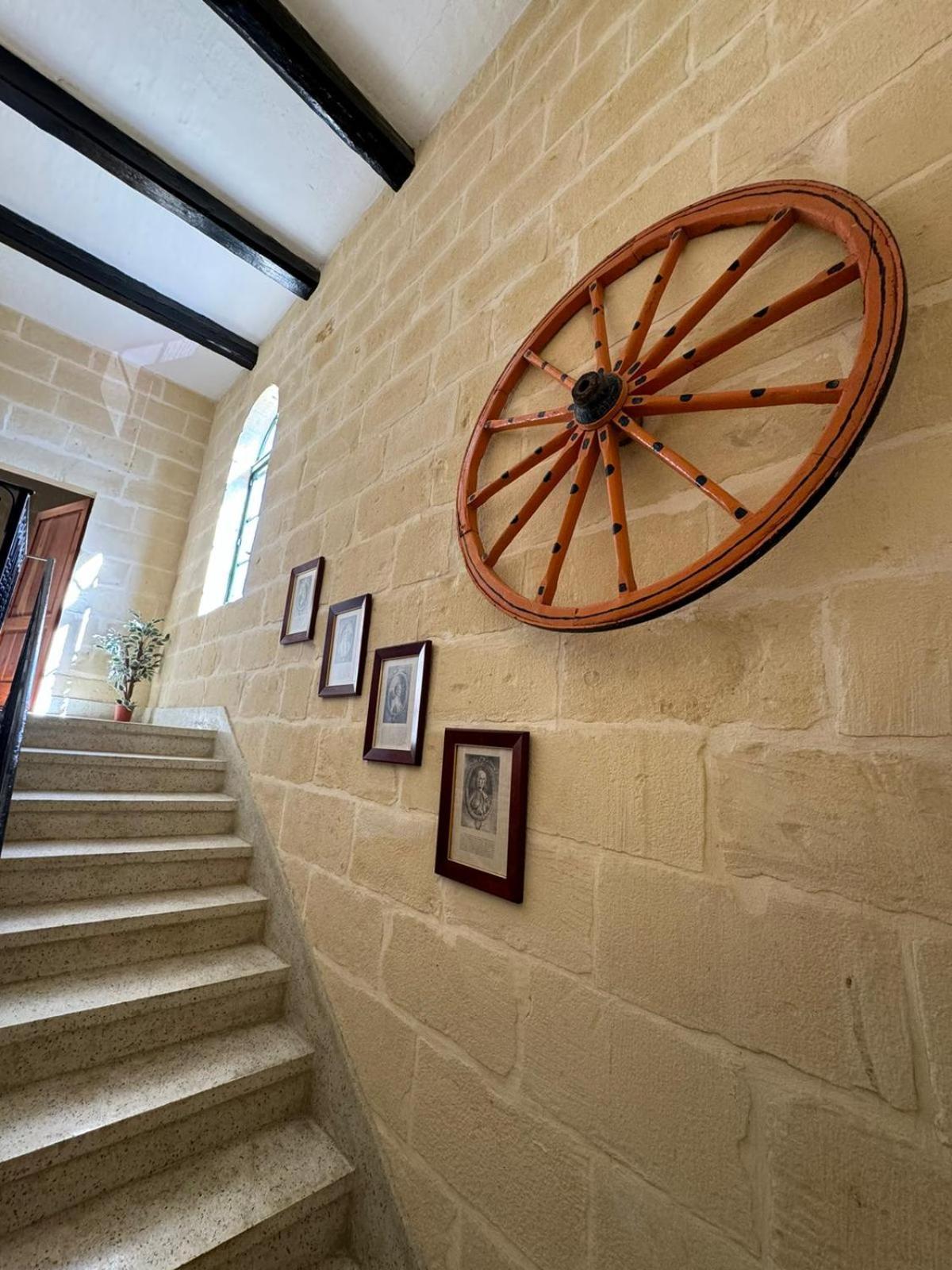 Tal-Kaptan Konuk evi Victoria Dış mekan fotoğraf